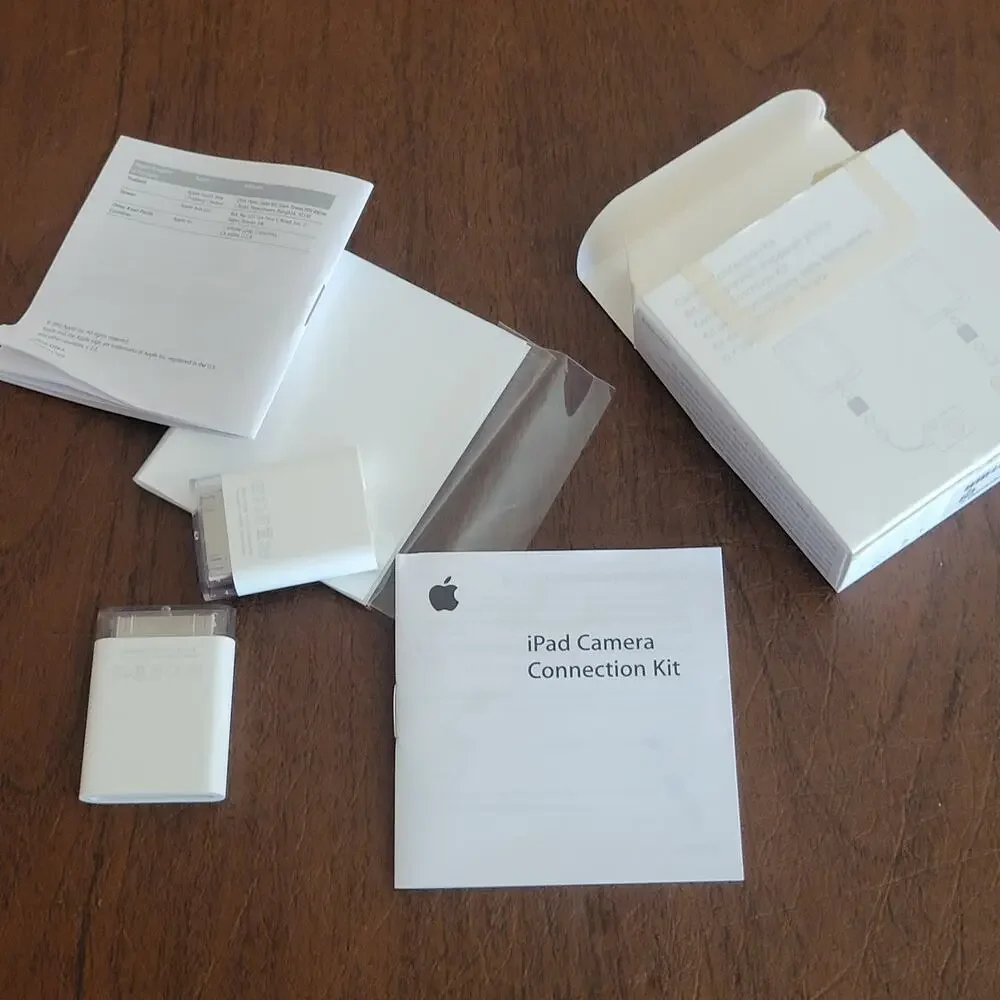 Genuine Apple iPad Camera Connection Kit MC531ZM/A (A1362 & A1358) New open box